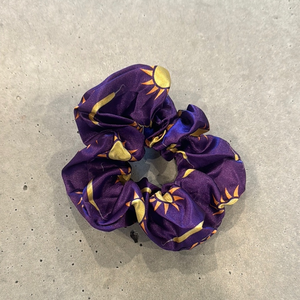 NWOT PDT DENTAL HYGIENE MONTANA JACK INSTRUMENT HAIR SCRUNCHIE PURPLE YELLOW